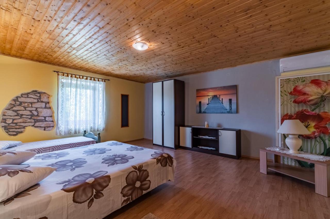 House Gracijela, Village Bulici Šajini 外观 照片